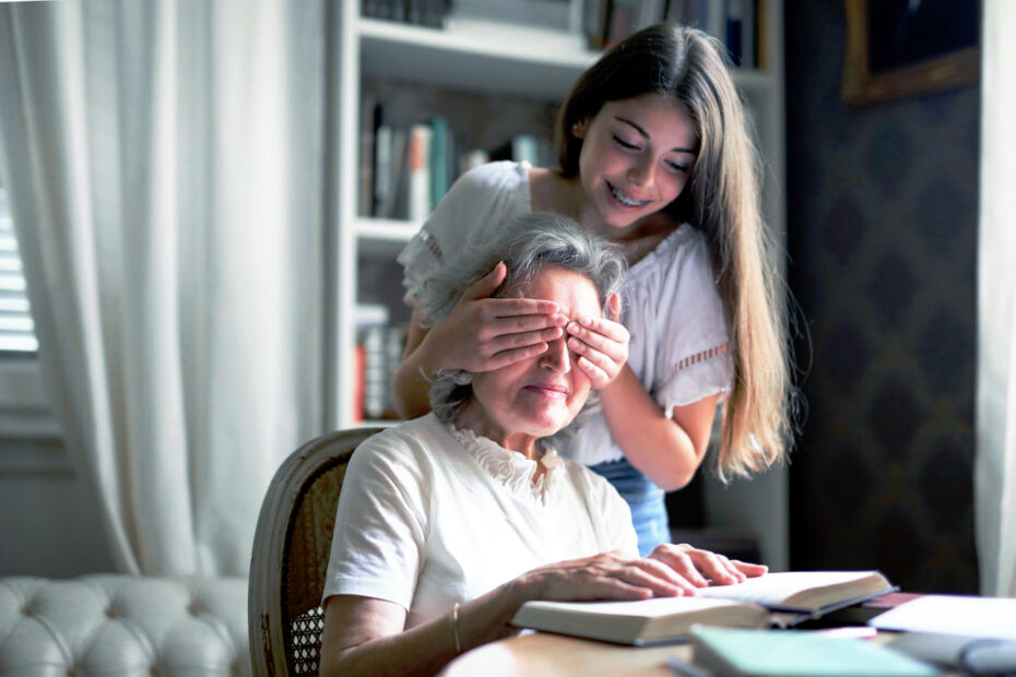 Building Bridges: The Benefits of Intergenerational Programs 13 Intergenerational Programs