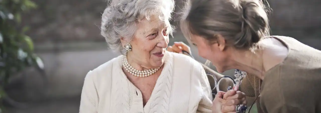 How Reminiscence Therapy Empowers Older Adults to Reconnect with Their Joyful Memories 5 Reminiscence Therapy