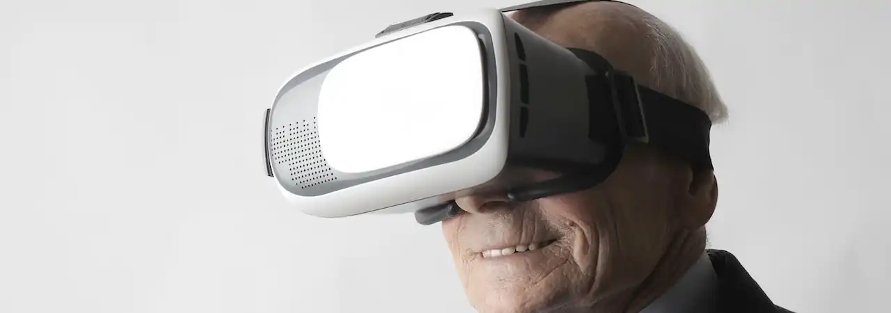 How Reminiscence Therapy Empowers Older Adults to Reconnect with Their Joyful Memories 4 Reminiscence Therapy