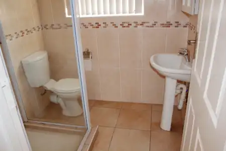 Retirement Cottages: Affordable Modern Living with Luxurious Comforts. 3 Retirement Cottages