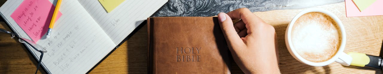 7 Powerful Strong Faith Ways to Find Peace and Purpose in Retirement 1 Join in as we explore how strong faith can help you manage anxiety and find peace during retirement.